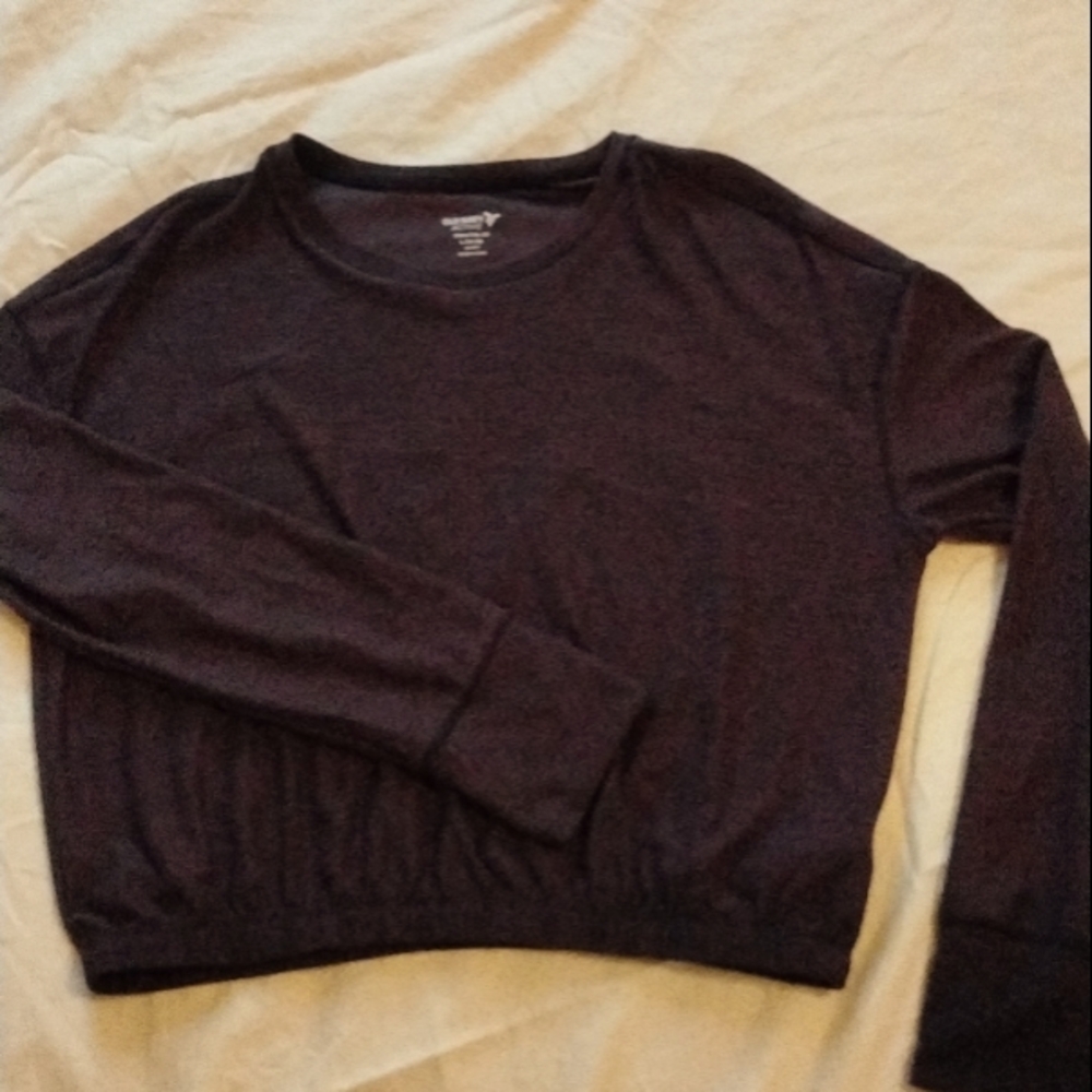 Old Navy Active Breathe On Crop top